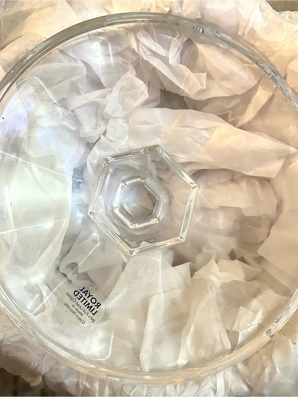 Royal Limited 24%Full Lead Crystal Tulip Biscuit Barrel - Czech Republi